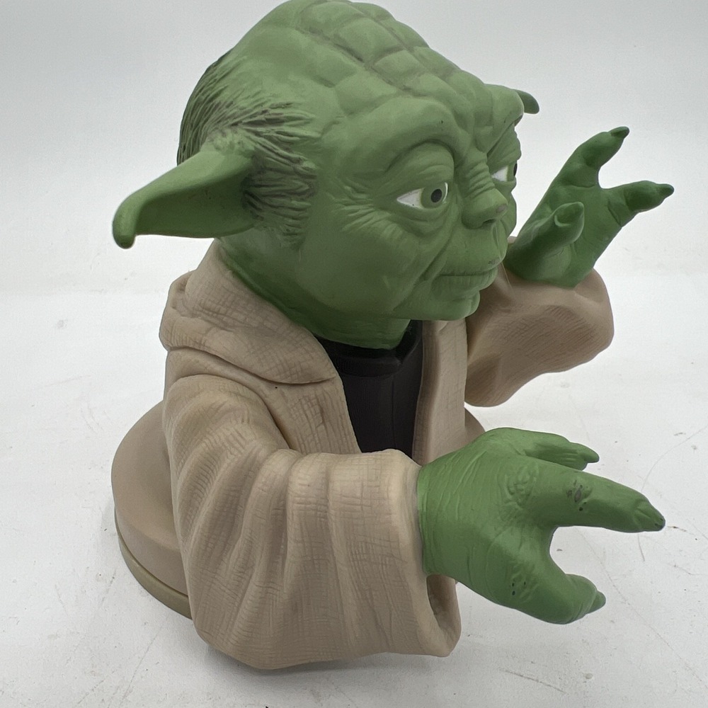 Vintage 1999 Star Wars Episode I Phantom Menace Yoda Cup Lid Topper